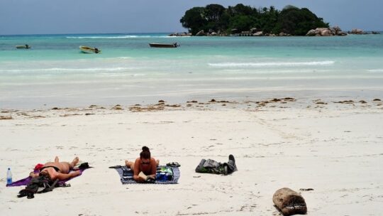 Touristes réunionnais en baisse de 35% aux Seychelles suite à suspension vols Air Austral